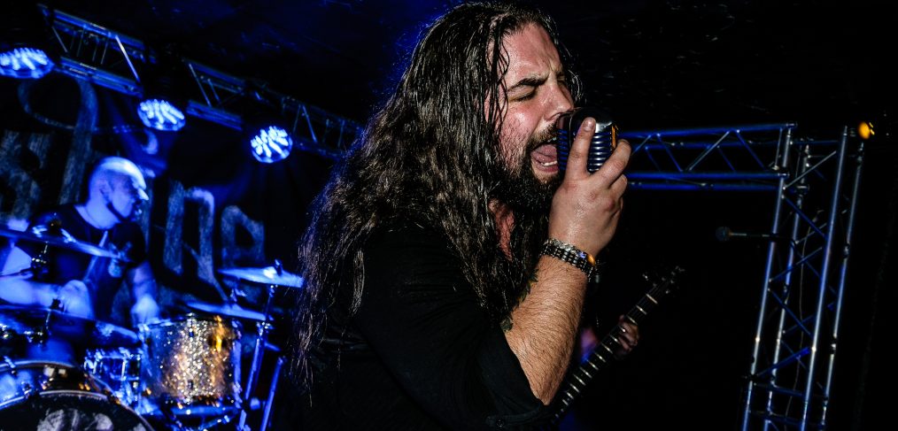 Outshine live at Backstage Rockbar